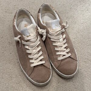 Sam Edelman Aubrie Suede Tan Sneaker Size 7